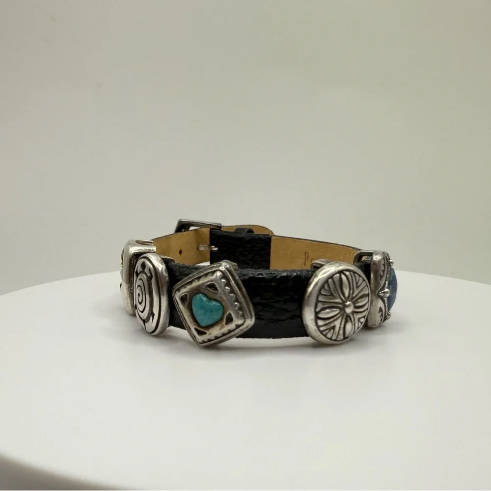 Prerogatives Black Leather Charm Bracelet – Southwestern Silver
